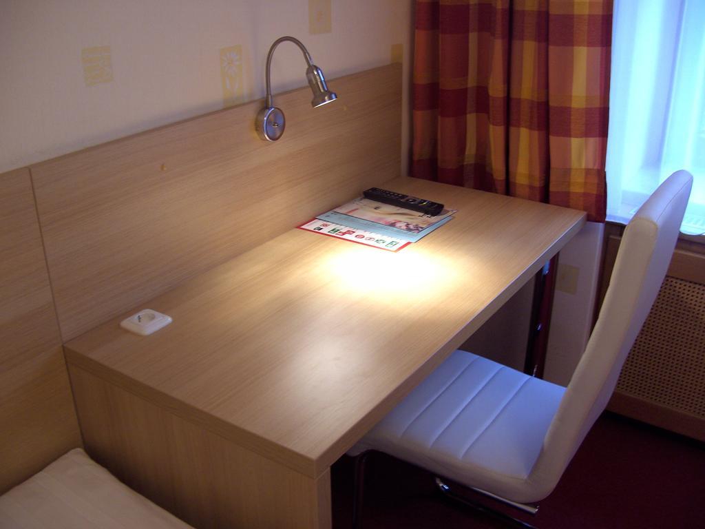 Frühstückspension Leopold Janu Senftenberg Zimmer foto